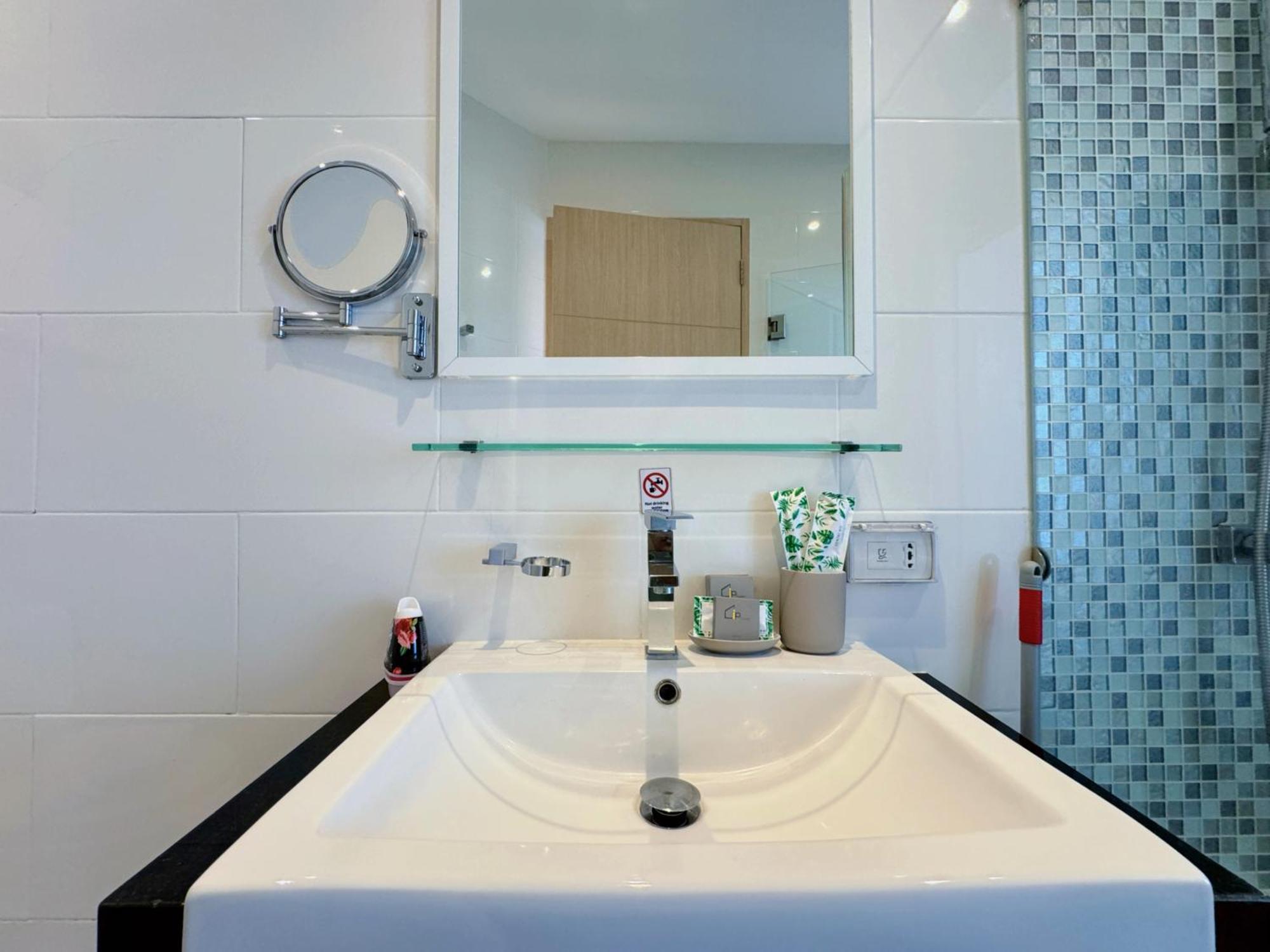 Cozy Studio Rawai Beach Phuket Ban Saiyuan Bagian luar foto